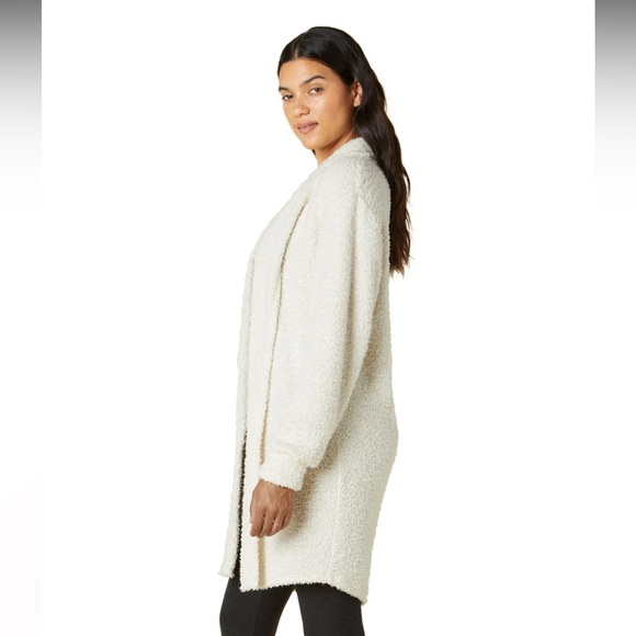 Beyond Yoga Cloud Cover Boucle Cardigan EUC size Large off white color - Picture 2 of 8